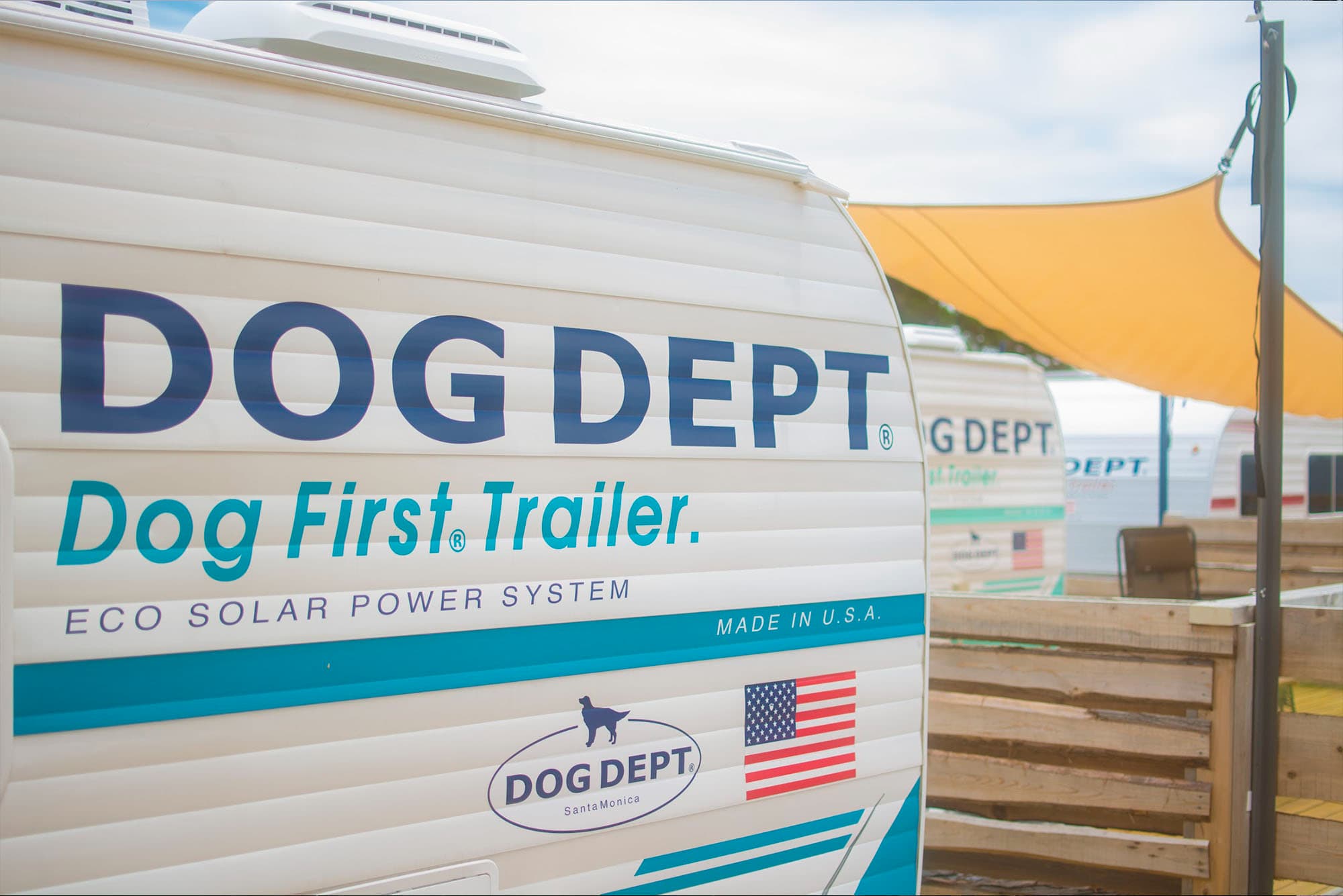 愛犬と泊まれるキャンプ場 DOG DEPT GARDEN CAMP 安房白浜 ビーチフロント